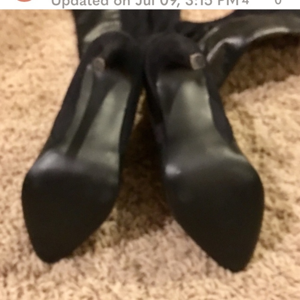 Black Boots - Picture 4 of 6